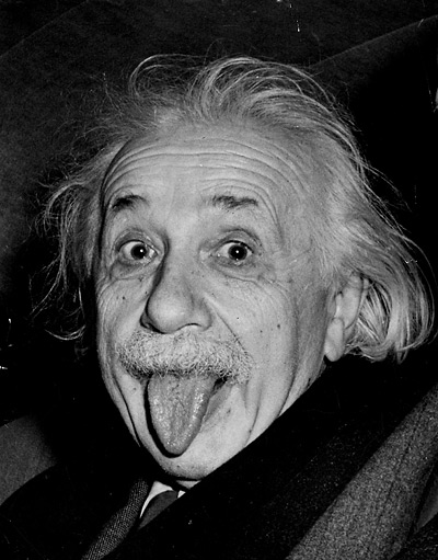 愛因斯坦 ( Albert Einstein ) 到底是音樂家？還是物理學家 ？感性真的能與理性結合 ？ @
			
				張偉軒小提琴
			
		